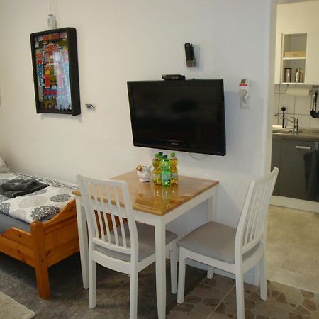 Cenet 1 Zimmer Apartment Sindelfingen Eksteriør bilde